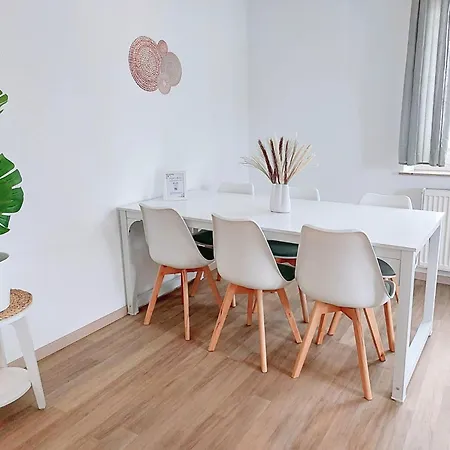 Nu2 Urban Neu-ulm, 3 Schlafzimmer & Balkon شقة نوي أولم